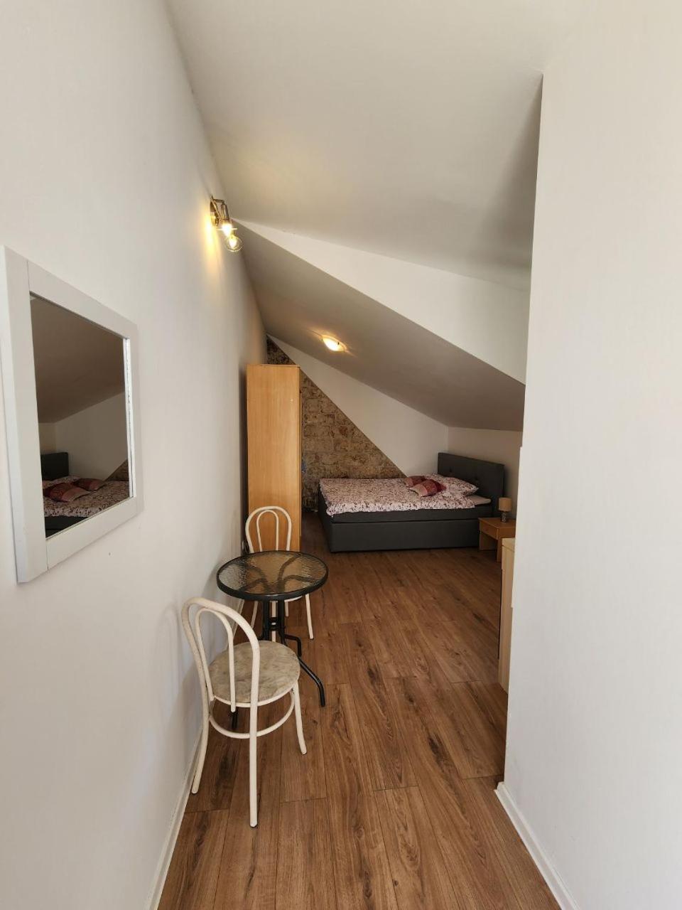 Apartmani Sole 비스 외부 사진