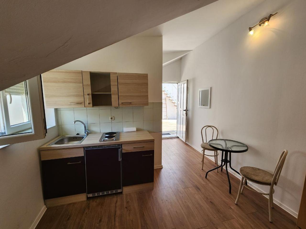 Apartmani Sole 비스 외부 사진